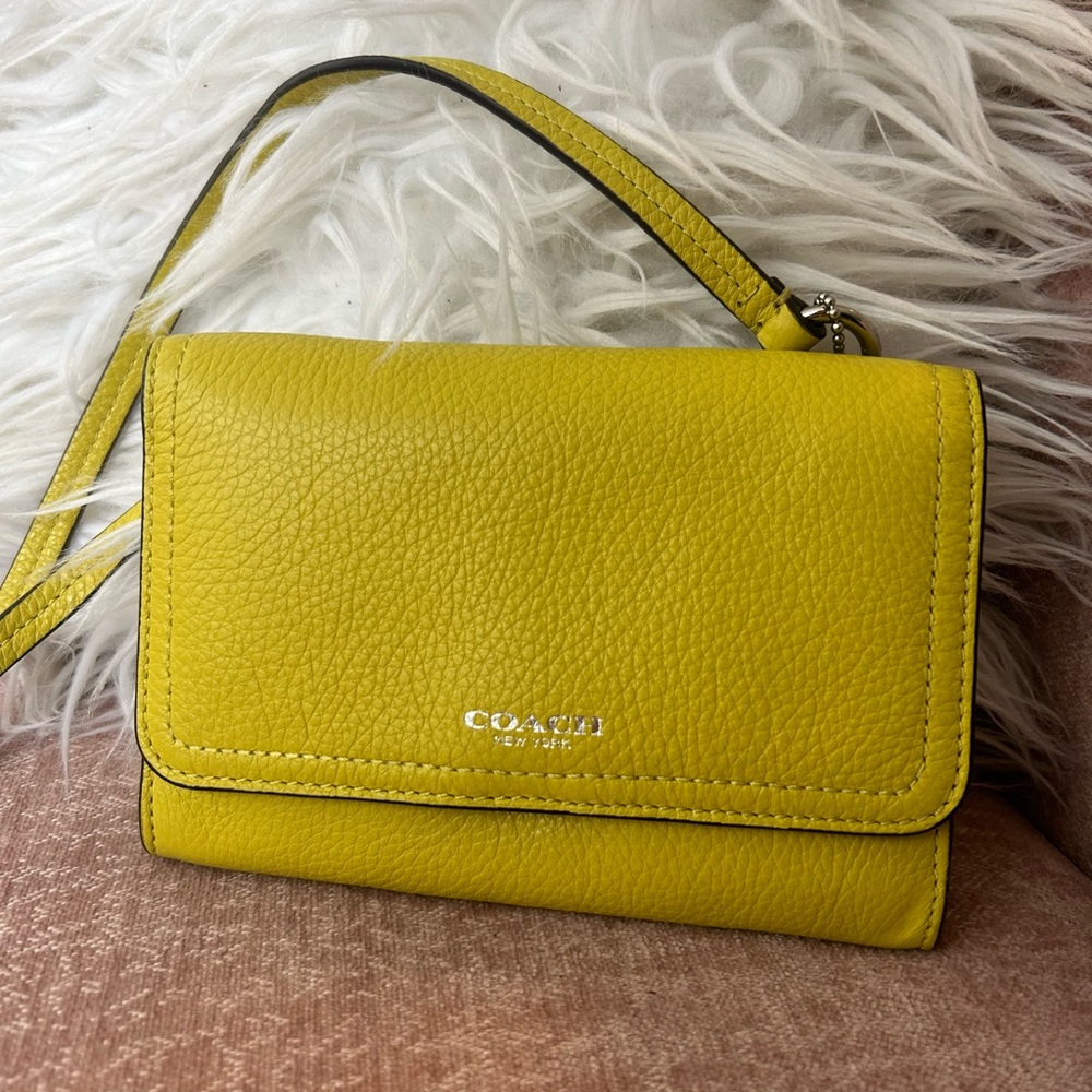 Coach leather yellow green small crossbody / shoulder bag